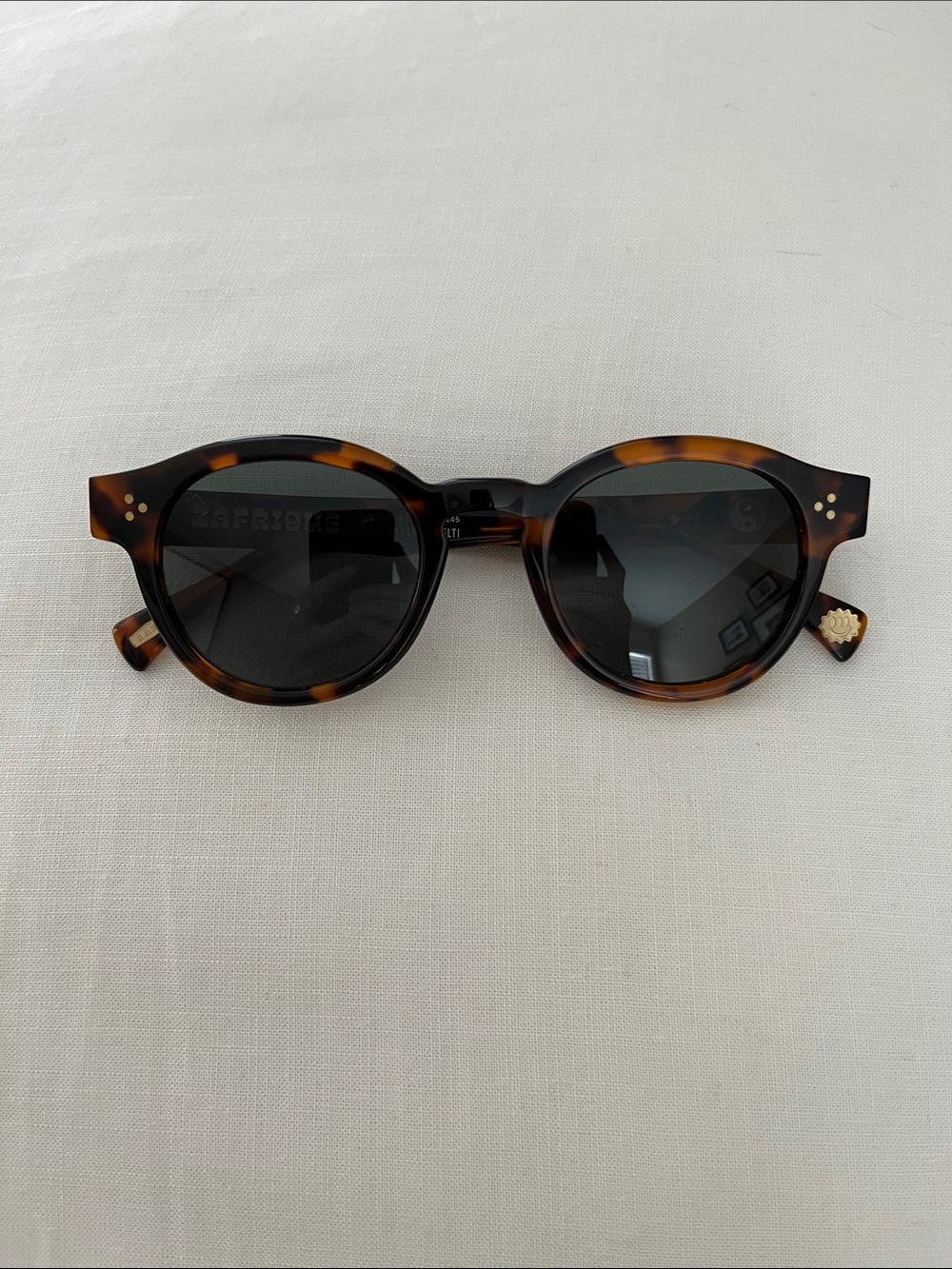 Raen Zelti Sunglasses in tortoise - Picture 2 of 4